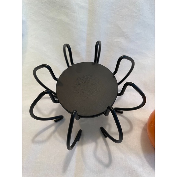 Pre-Owned PartyLite Halloween Spider Metal Candle Holder P8728 with 3" Candle - Picture 8 of 10
